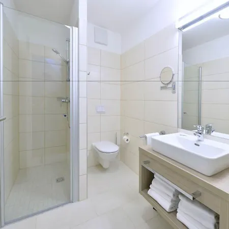 Almresort Gartnerkofel Nassfeld Apartamento *
