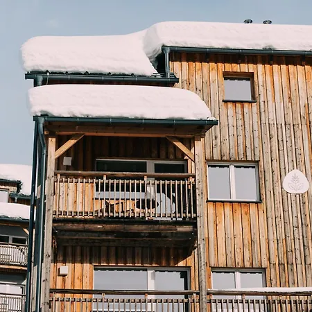 Almresort Gartnerkofel Nassfeld Apartmán *